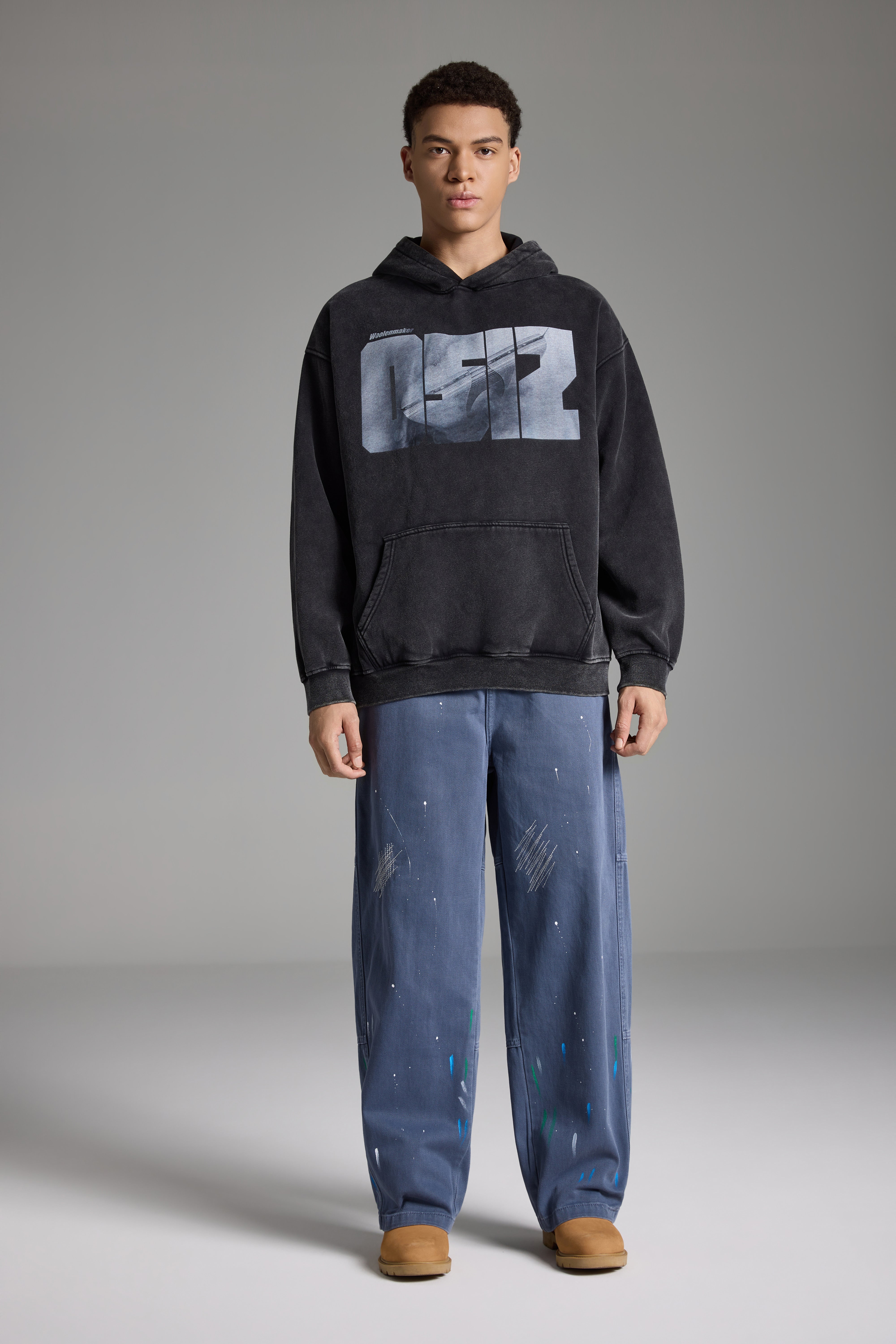 DOWNTOWN Washed Hoodie Black