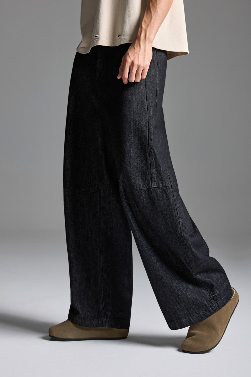 LINDEN Saber-Cut Jeans