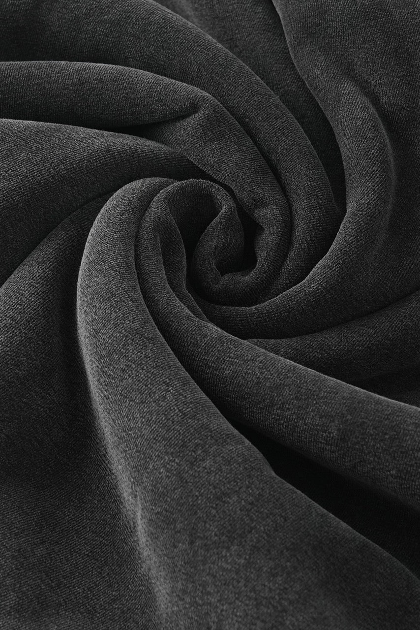 DOWNTOWN Nababadang Hoodie Itim