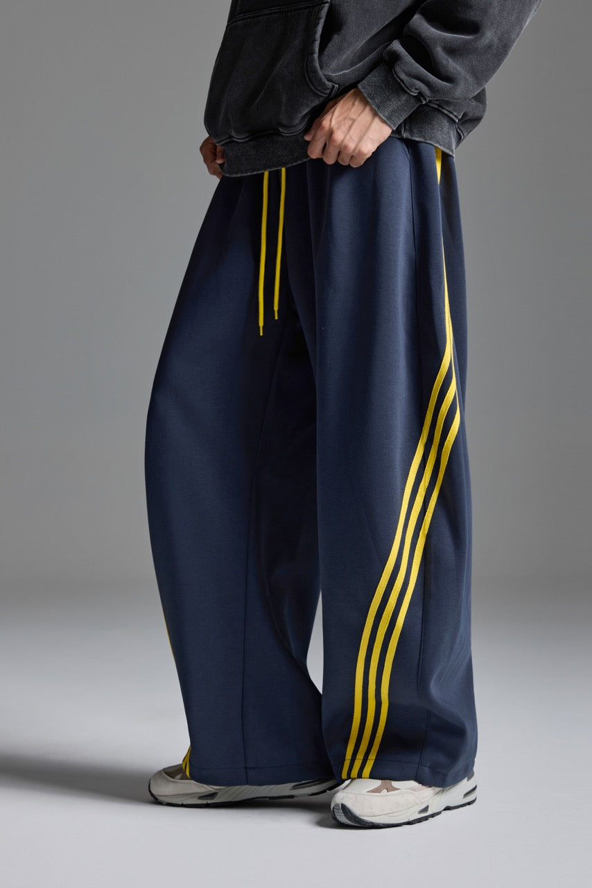 Scimitar Trackpants Navy