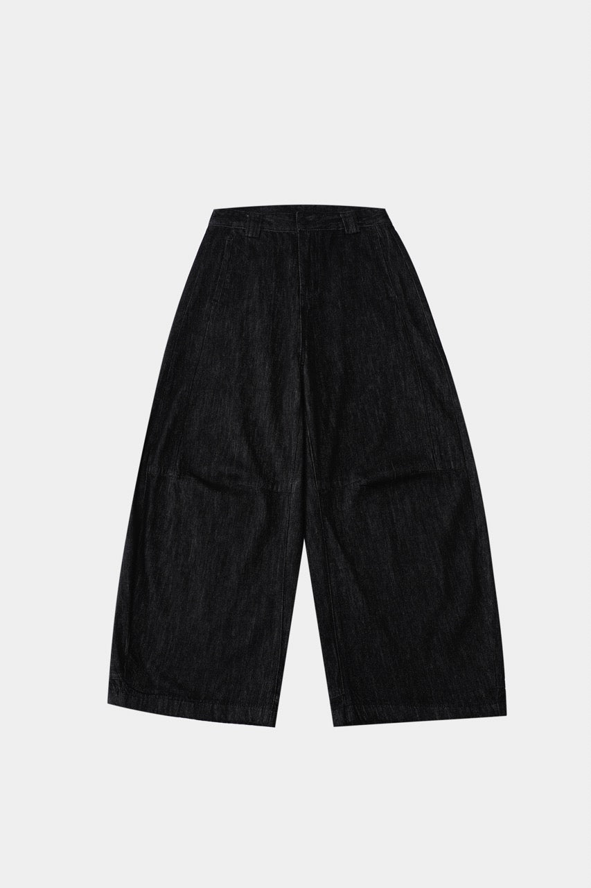 LINDEN Saber-Cut Jeans