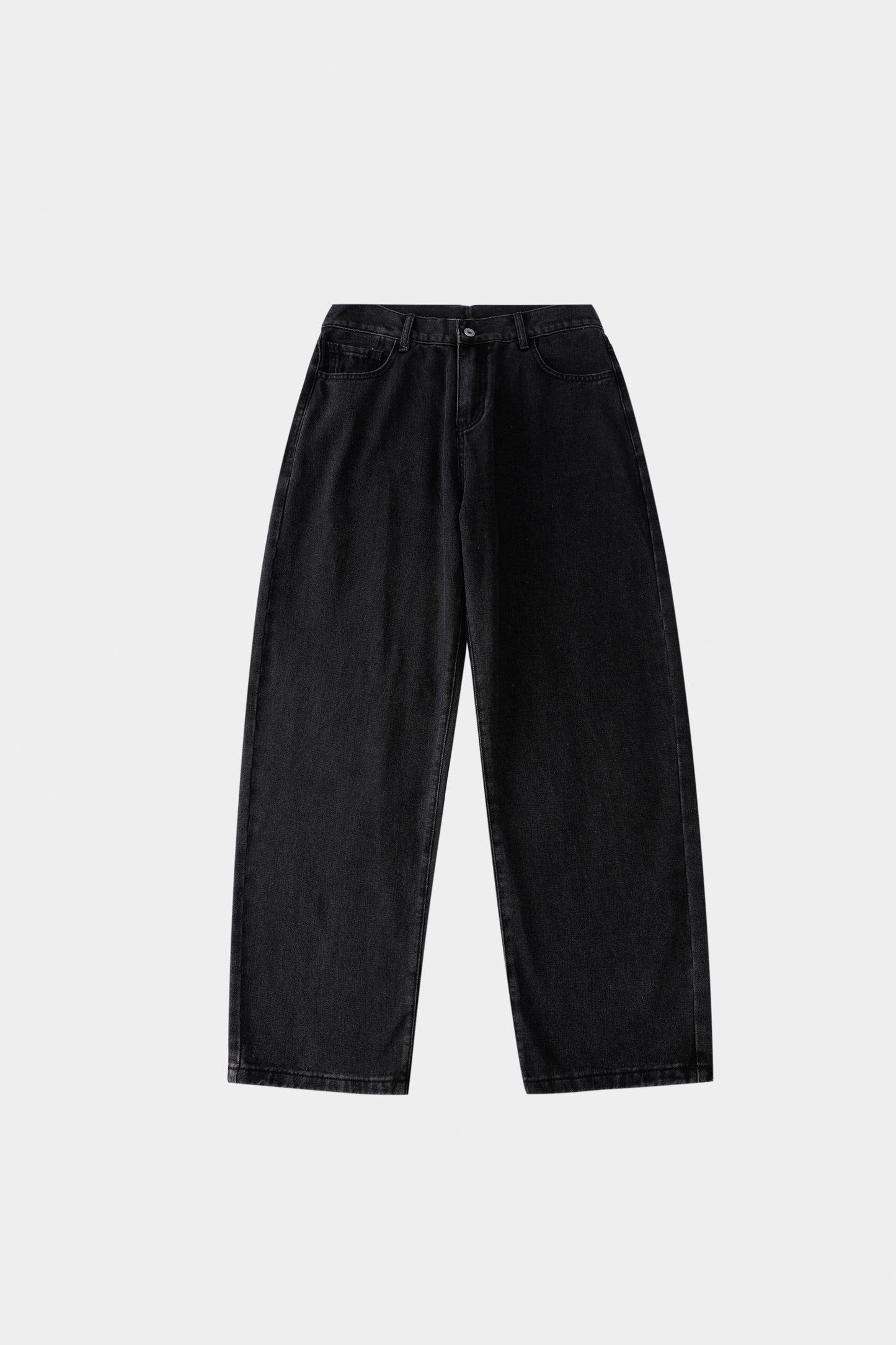 Pangunahing Itim na Tuwid na Jeans
