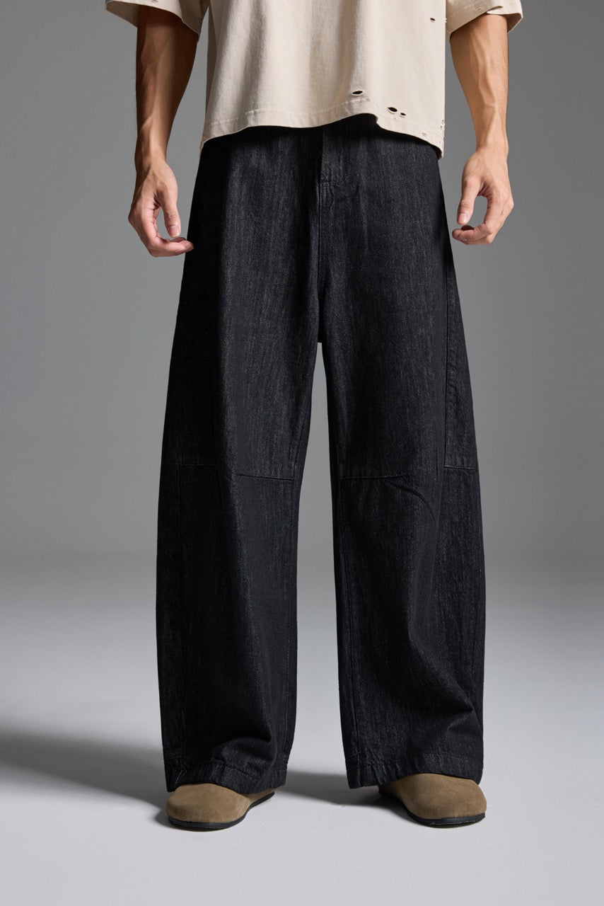 LINDEN Saber-Cut Jeans