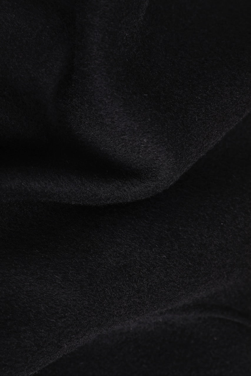 Veste en laine pure faite à la main