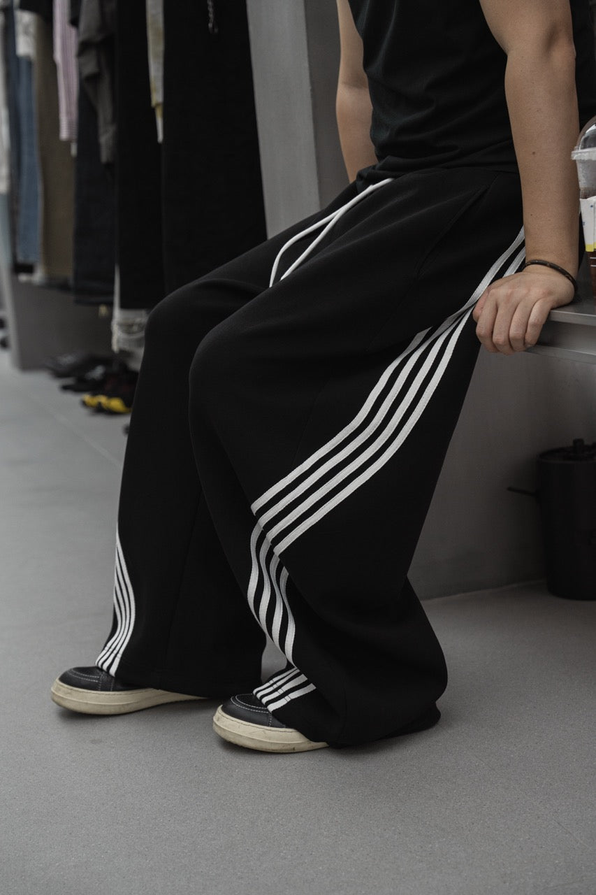 Scuba Trackpants V2 - Black