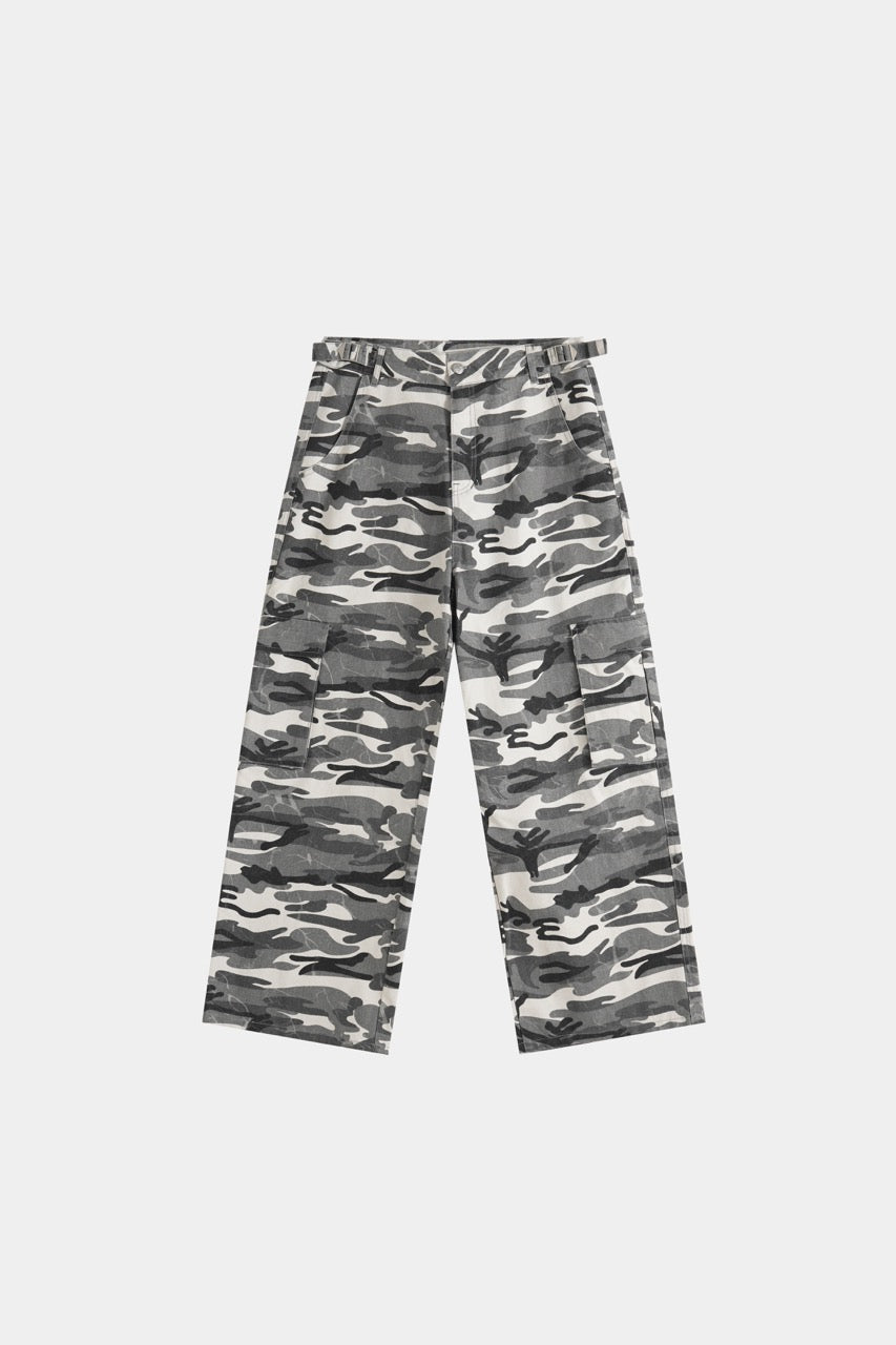 Baggy Cargo Pants - Camo