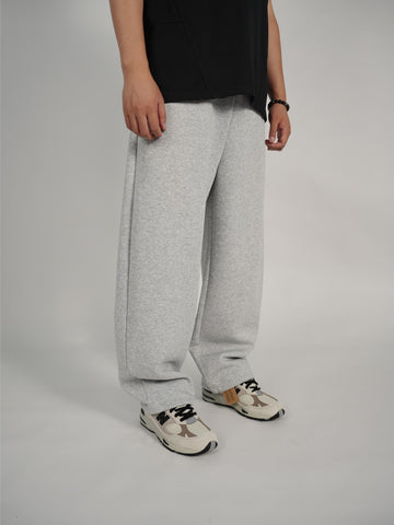 Essential Comfort Athletic Tapered Sweatpants WM198UNFX1809