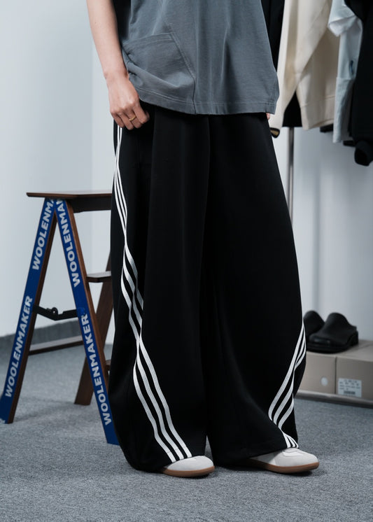 Scimitar sweatpants WM192