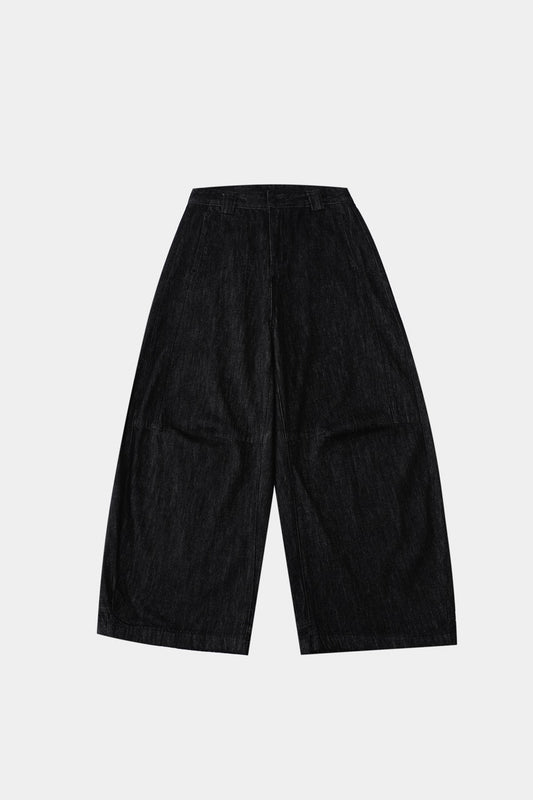 LINDEN Saber-Cut Jeans